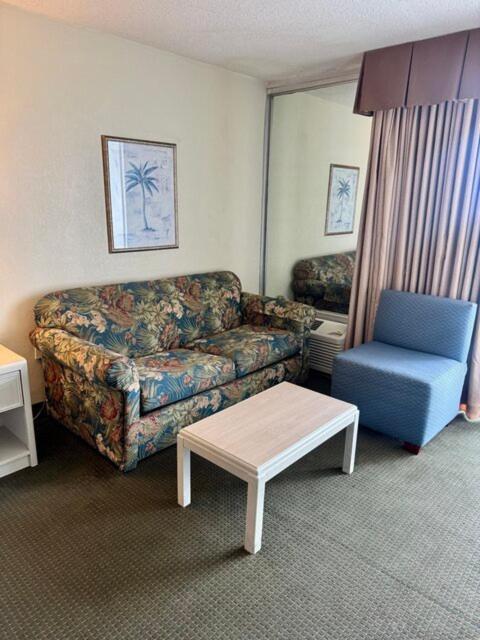 浮桥海滩度假酒店 默特尔比奇 外观 照片
